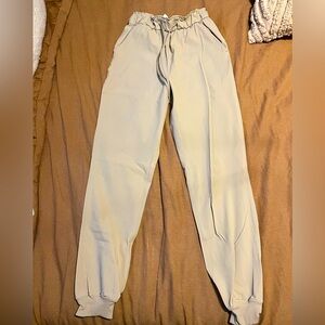 Lululemon luxstreme high-rise jogger size 2